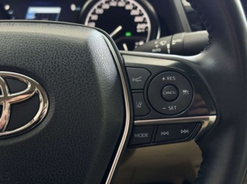 Toyota Camry IX Sedan 2.5 Hybrid Dynamic Force 218KM 2022 Toyota Camry Comfort Kamera cofania CarPlayAndroid Auto LED ACC, zdjęcie 21