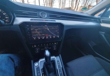 Volkswagen Passat B8 Variant 2.0 TDI BlueMotion SCR 150KM 2018 Volkswagen Passat Volkswagen Passat 2.0 TDI (BlueMotion Technology) DSG Co, zdjęcie 20