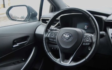 Toyota Corolla XII TS Kombi 1.2 Turbo D-4T 116KM 2019 Toyota Corolla GWARANCJA, 2019r, Niski przebieg, Dobre wyposazenie, Ladnie, zdjęcie 9