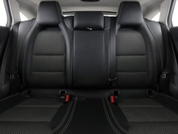 Mercedes CLA C117 2018 Mercedes CLA 180 automat full LED półskóra navi, zdjęcie 17