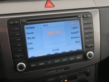 Volkswagen Passat B6 Variant 2.0 TDI-CR DPF 140KM 2008 VW Passat 2.0 TDI, DSG, Navi, Klima, Klimatronic, zdjęcie 12