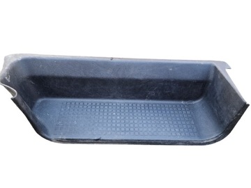 STOPIEŃ PRAWY PASAŻERA VW T4 701863736B
