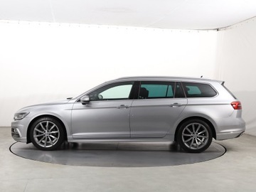 Volkswagen Passat B8 Variant 2.0 TSI BlueMotion Technology 220KM 2017 VW Passat 2.0 TSI, Salon Polska, Automat, Skóra, zdjęcie 2