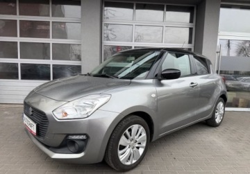 Suzuki Swift VI Hatchback 1.2 DualJet 90KM 2017 Suzuki Swift salon Polska, I wlasciciel, kamera cofania 1.2 Benzyna 90KM, zdjęcie 2