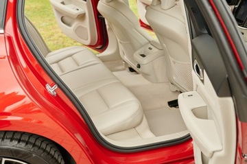 Volvo V60 II  Kombi 2.0 T5 250KM 2019 MEGA KOLOR __JASNE SKÓRY __SUPER PEDANTYCZNY STAN_, zdjęcie 26