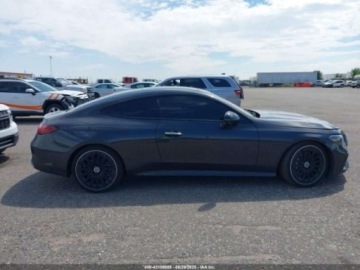 Mercedes CLE 2024 Mercedes-Benz CLE 2024r., 4x4, 2.0L 2.0 Hybryda 255KM, zdjęcie 4