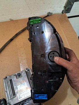 AUDI A4 B7 3.0 TDI СТАРТОВЫЙ КОМПЛЕКТ КОМПЬЮТЕРНЫЙ ЗАМОК ЗАЖИГАНИЯ ЧАСЫ