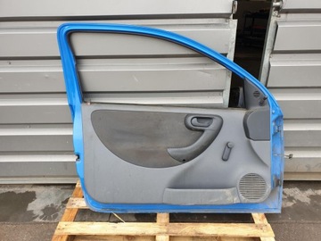 DVEŘE LEVÉ OPEL CORSA C 3D Z20A