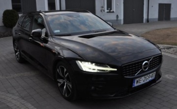 Volvo V60 II  Kombi 2.0 D4 190KM 2020 Volvo V60 VOLVO V60 2.0 B4 197km 2020R R-Design ORYGINAL Fa Vat23 2.0, zdjęcie 4