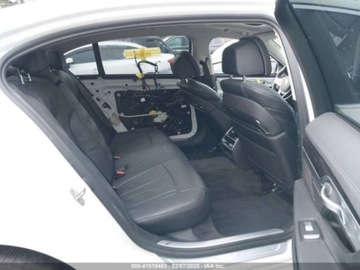 BMW Seria 7 G11-G12 2020 BMW Seria 7 2020 BMW 740I 3.0 Benzyna 335KM, zdjęcie 14