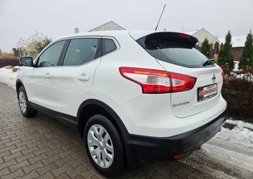 Nissan Qashqai II Crossover 1.6 DIG-T 163KM 2015 Nissan Qashqai 1.6DiG-T 163KM ZadbanySerwisRata800, zdjęcie 13