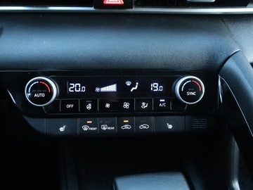 Hyundai Elantra VII Sedan 1.6 MPI 123KM 2022 Hyundai Elantra 1.6 MPI, Salon Polska, zdjęcie 15