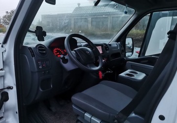 Renault Master IV Furgon FWD 2.3 dCi 170KM 2018 Renault Master 9 osob, TV, Swiatla LED, HAK, przyciemniane szyby, PL Salon, zdjęcie 11