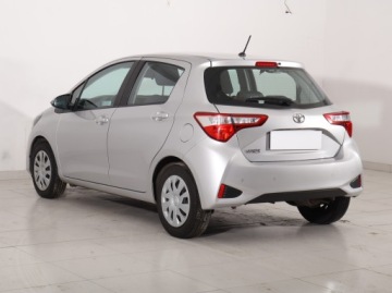 Toyota Yaris III 2018 Toyota Yaris 1.0 VVT-i, Salon Polska, zdjęcie 3