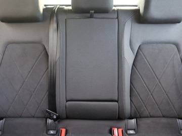 Volkswagen Golf VIII Hatchback Plug-In-Hybrid 1.4 TSI 204KM 2022 VW Golf 1.4 TSI eHybrid, Salon Polska, zdjęcie 9