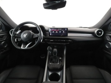 Alfa Romeo Tonale SUV PHEV 1.3 PHEV Q4 280KM 2022 Alfa Romeo Tonale PHEV 4x4 full LED skóra virtual, zdjęcie 14