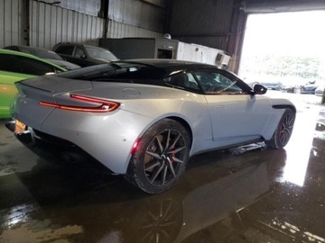 Aston Martin DB11 Coupe 4.0 V8 503KM 2021 Aston Martin DB11 2021, 4.0L, V8, od ubezpieczalni 4.0 Benzyna 503KM, zdjęcie 3