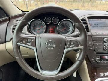 Opel Insignia I Hatchback 2.0 CDTI ECOTEC 160KM 2010 Opel Insignia Cosmo 2.0 CDTI 160KM Navi Alu 19'', zdjęcie 36