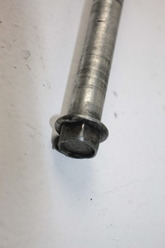 SUZUKI GSX 750F 89-97 OŚ OŚKA PRZÓD PRZEDNIA