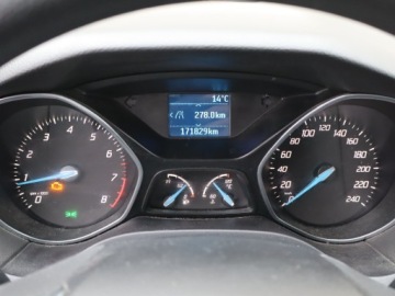 Ford Focus III Hatchback 5d 1.6 Duratec 105KM 2011 Ford Focus 1.6 i, Klima, Klimatronic, Parktronic, zdjęcie 10