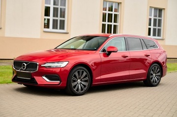 Volvo V60 II  Kombi 2.0 T5 250KM 2019 MEGA KOLOR __JASNE SKÓRY __SUPER PEDANTYCZNY STAN_, zdjęcie 4