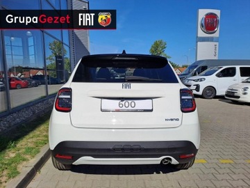 Mercedes 2025 Fiat 600 Fiat 600 Hybrid La Prima 1.2 110KM Biały Superstock, zdjęcie 4