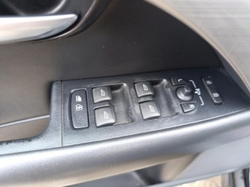 Volvo V70 III Kombi 2.4 D 175KM 2010 Volvo V70 2.4D Momentum III (2007-) Volvo V70 2.4D, zdjęcie 24