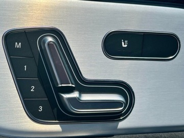 Mercedes GLA II Off-roader Facelifting 2.0 220 190KM 2025 MERCEDES-BENZ GLA 220 4-Matic AMG Line 2.0 (190KM) 2025, zdjęcie 12