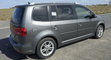 Volkswagen Touran II 2.0 TDI 140KM 2015 Volkswagen Touran 2.0 Tdi 7 osob , panorama, zdjęcie 30