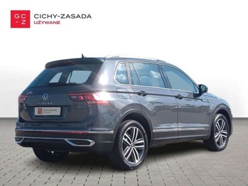 Volkswagen Tiguan II SUV Facelifting 2.0 TDI 200KM 2022 Volkswagen Tiguan 2.0 TDI 200KM 4x4 Elegance DSG MatrixACCSkoraKameraVAT23, zdjęcie 4
