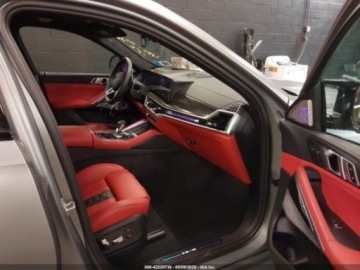 BMW Seria 6 G32 2025 BMW X6M 2025r., 4x4, 4.4L V8 4.4 Benzyna 617KM, zdjęcie 8