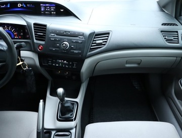 Honda Civic IX Sedan 1.8 i-VTEC 142KM 2014 Honda Civic 1.8 i-VTEC, Salon Polska, Serwis ASO, zdjęcie 7