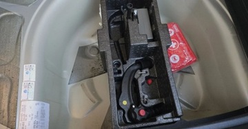 Skoda Rapid II Spaceback 1.2 TSI 105KM 2014 Skoda RAPID 1,2 benzyna 105 KM klima zarejestrowany 121 tys km 1.2 Benzyna, zdjęcie 15