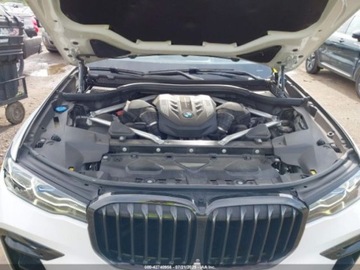 BMW X7 2021 BMW X7 M50i 2021 4.4l 4.4 Benzyna 523KM, zdjęcie 8