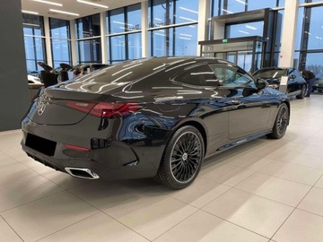 Mercedes CLE Coupe 2.0 200 204KM 2025 MERCEDES-BENZ CLE 200 4-Matic AMG Line 2.0 (204KM) 2025, zdjęcie 1