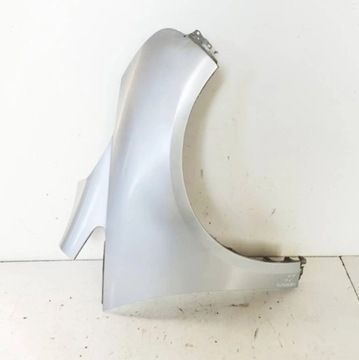 MITSUBISHI GRANDIS 2004R BLATNÍK PRAVÝ PŘEDNÍ A19