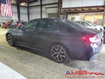 BMW Seria 5 G30-G31 2022 BMW Seria 5 _540XI_M pakiet_G30_xDrive_3.0 L_335 km_2022r 3.0 Benzyna 335KM, zdjęcie 3