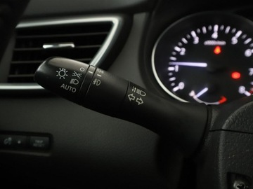 Nissan Qashqai II Crossover 1.6 DIG-T 163KM 2017 Nissan Qashqai skóra full LED navi klima auto, zdjęcie 31