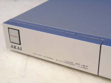 Винтажный стерео тюнер AKAI AT-S7