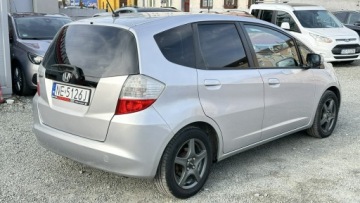 Honda Jazz III 1.4 i-VTEC 100KM 2008 Honda Jazz Benzyna Moc 99KM Zarejestrowany, zdjęcie 6