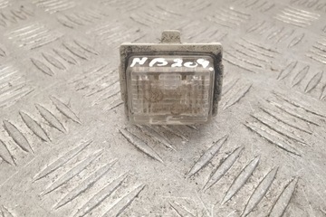 OSVĚTLENÍ SPZ MERCEDES-BENZ C (W204) A2218200856 2.1L DIESEL