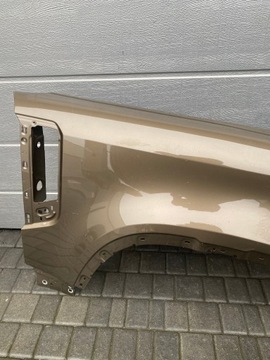 BLATNÍK PRAVÝ LAND ROVER DEFENDER MODEL