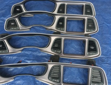 DODGE CHALLENGER 15 16 ДЕКОР РАДИО-СТОЙКИ