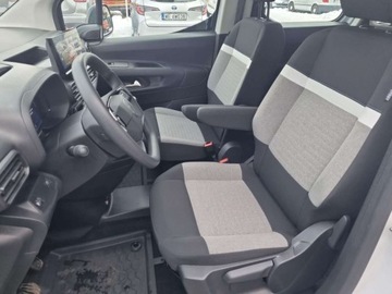 Citroen Berlingo III Osobowy M Facelifting 1.5 BlueHDi 130KM 2024 Citroen Berlingo Citroen Berlingo M 1.5 BlueHDI Max SS 1.5 Diesel 130KM, zdjęcie 13