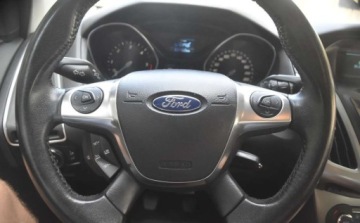 Ford Focus III Sedan Facelifting 1.6 TDCi 95KM 2014 Ford Focus Ford Focus 1.6 TDCi DPF Trend 1.6 Diesel 95KM, zdjęcie 7