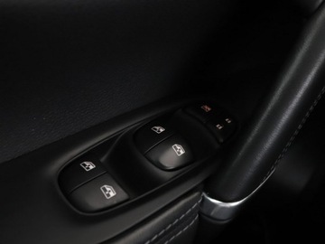 Nissan Qashqai II Crossover 1.6 DIG-T 163KM 2017 Nissan Qashqai skóra full LED navi klima auto, zdjęcie 34