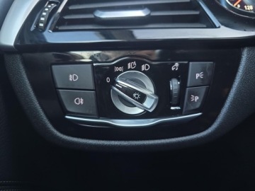 BMW Seria 5 G30-G31 Touring 530d 265KM 2017 530d xDrive Luxury Line aut, zdjęcie 10