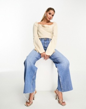 Атласное боди In The Style с драпировкой и широкими рукавами XS (34)