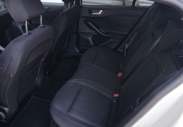 Ford Focus IV Kombi 1.5 EcoBoost 182KM 2021 Ford Focus 1.5 Ecoboost 182KM ST-Line Automat AGR FV23 SalonPL Iwlasc, zdjęcie 18