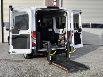 Ford Transit VIII 2020 Ford Transit 9 osobowy automat winda przewóz osoby na wózku pfron, zdjęcie 7